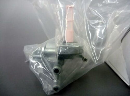 16950-GC6-005 HONDA FUEL TAP COCK for MOTOCOMPO NCZ50 AB12 OEM Parts 16950-GC6-005 NIB