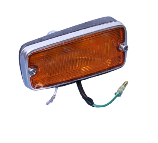 8173060040 Toyota LandCruiser FJ45 FJ43 FJ42 FJ40 RH Front Side Turn Signal Lamp Genuine